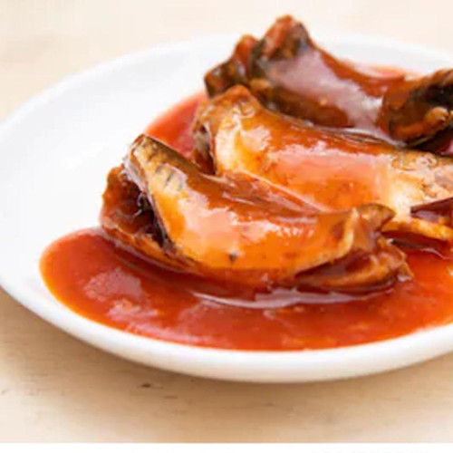 555 Sardines in Tomato Sauce (Red) 155g